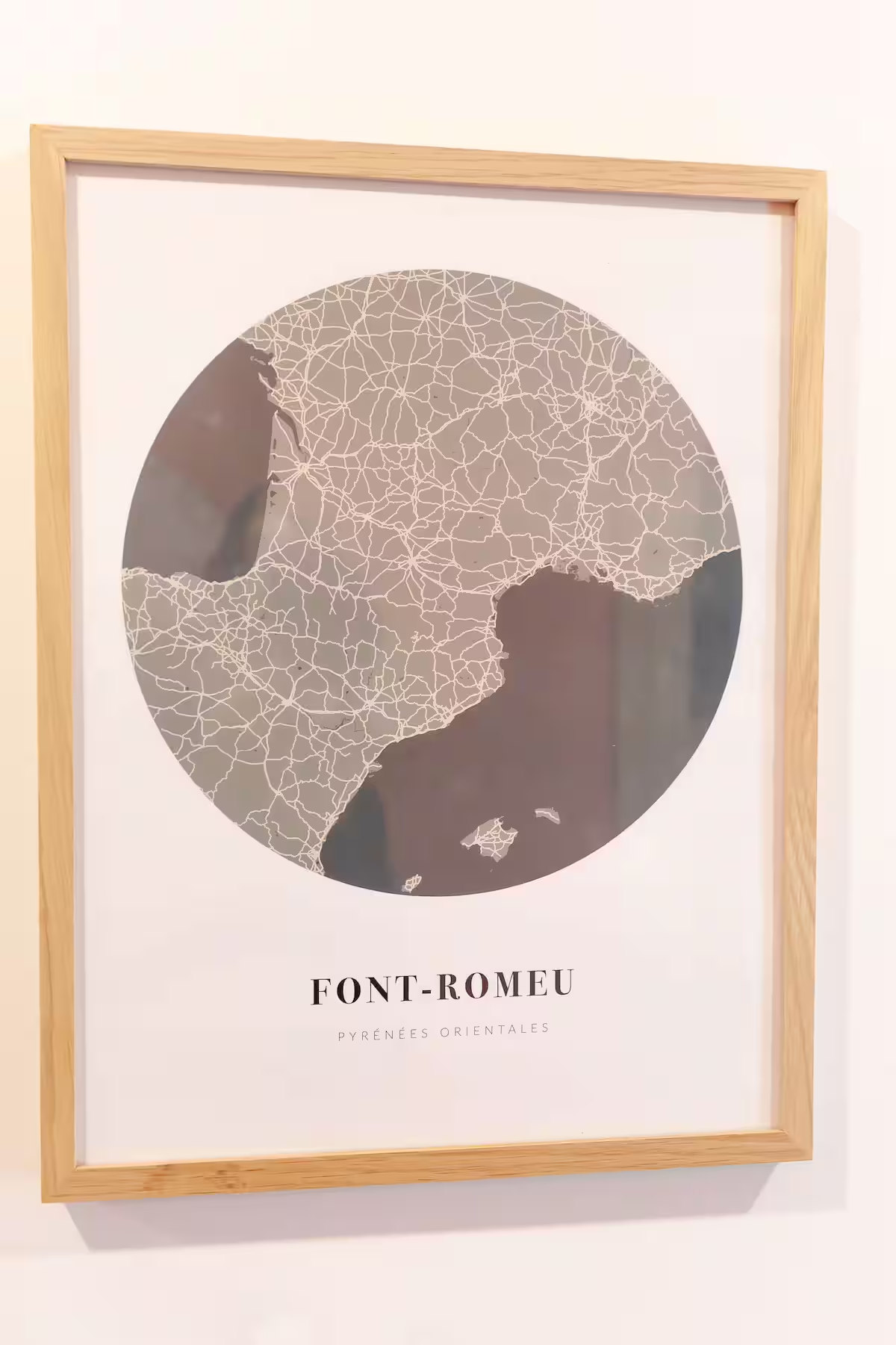 Affiche de Font-Romeu encadrée dans la maison